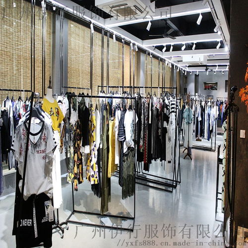 雪之雨蝶 母女夏日時尚折扣指南，揭秘優(yōu)質(zhì)女裝批發(fā)奧秘